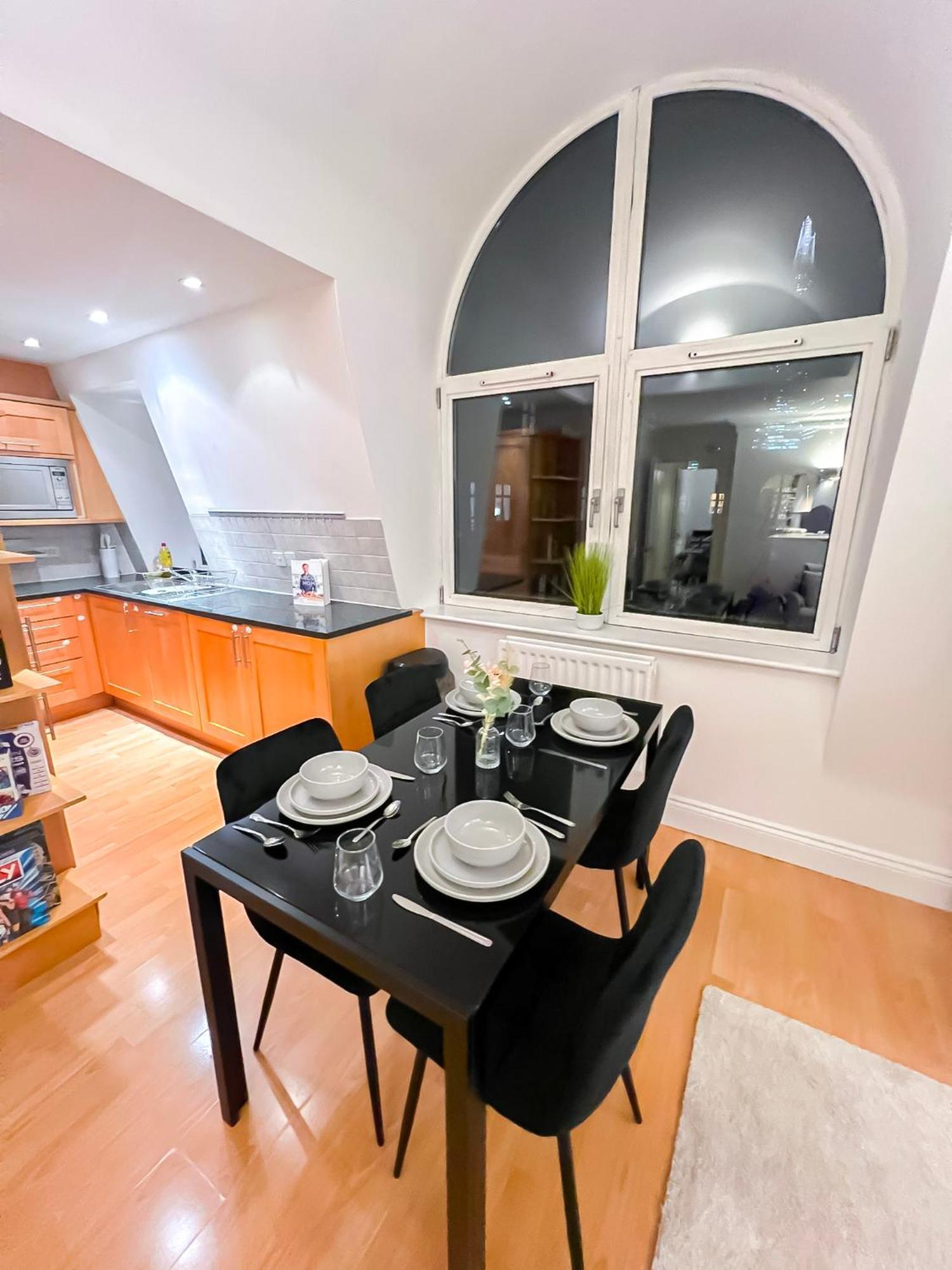Lux 3 Bedroom Penthouse In Borough Near The Shard, Bermondsey Londra