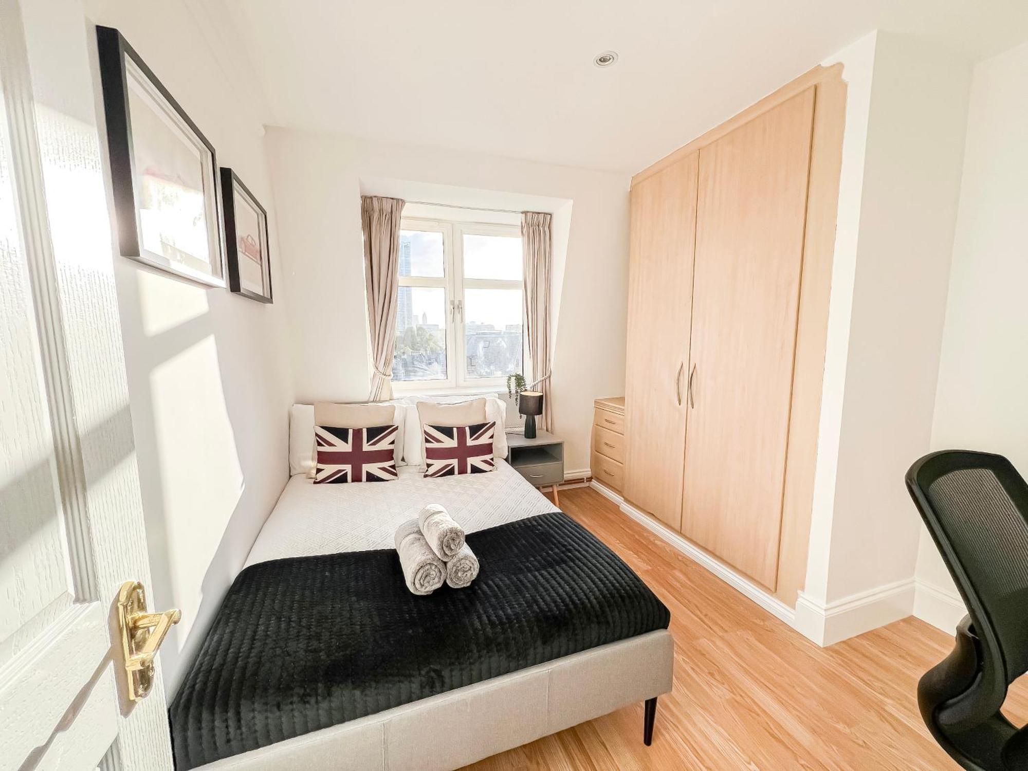 Lux 3 Bedroom Penthouse In Borough Near The Shard, Bermondsey Londra