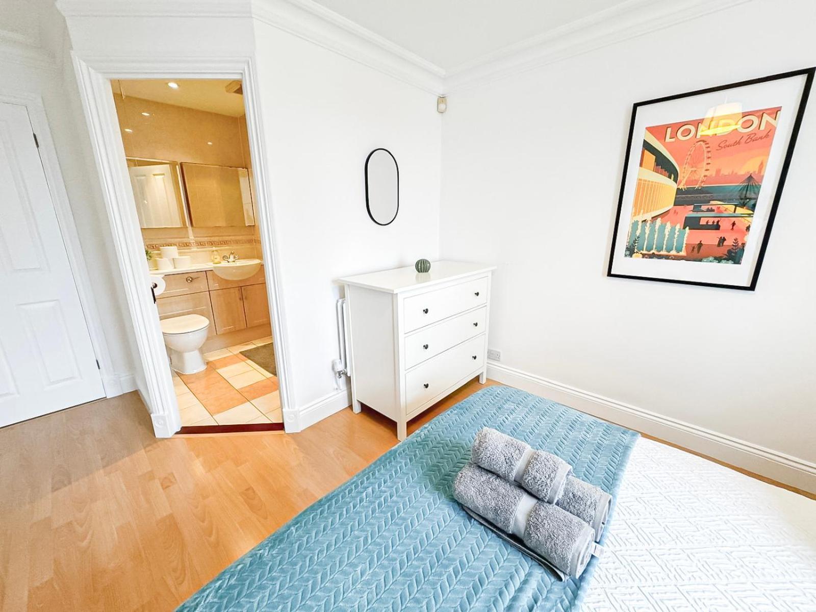 Lux 3 Bedroom Penthouse In Borough Near The Shard, Bermondsey * Londra