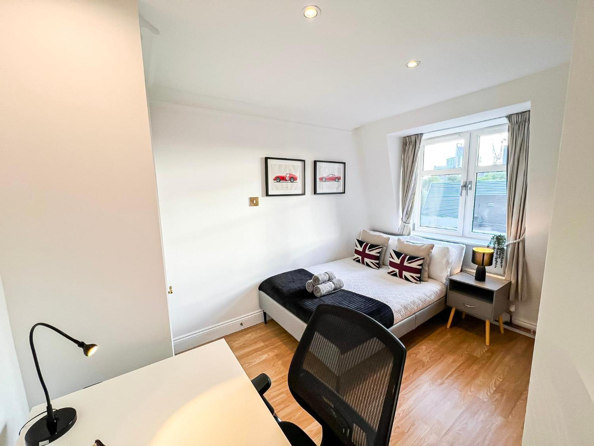 Lux 3 Bedroom Penthouse In Borough Near The Shard, Bermondsey Londra